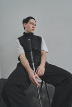 画像をギャラリービューアに読み込む, Keating Fleece Vest - Black