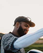 画像をギャラリービューアに読み込む, Long Sleeve Base Layer - White