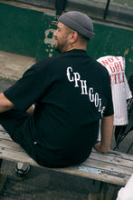 画像をギャラリービューアに読み込む, #HALF MOCK NECK CLASSIC LOGO TEE - BLACK