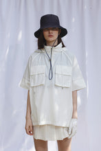 画像をギャラリービューアに読み込む, Safari JKT - White
